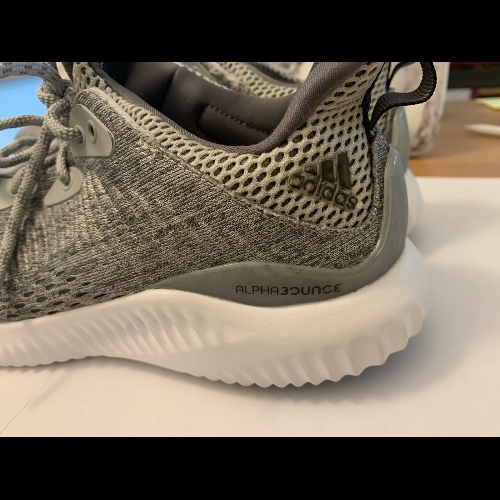 Adidas Alpha 3 Bounce Running Shoes women’s 7.5